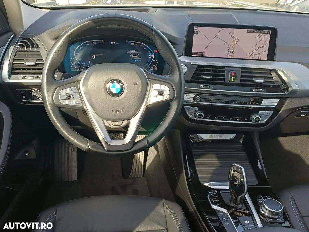 BMW X3 xDrive30e AT PHEV - 13