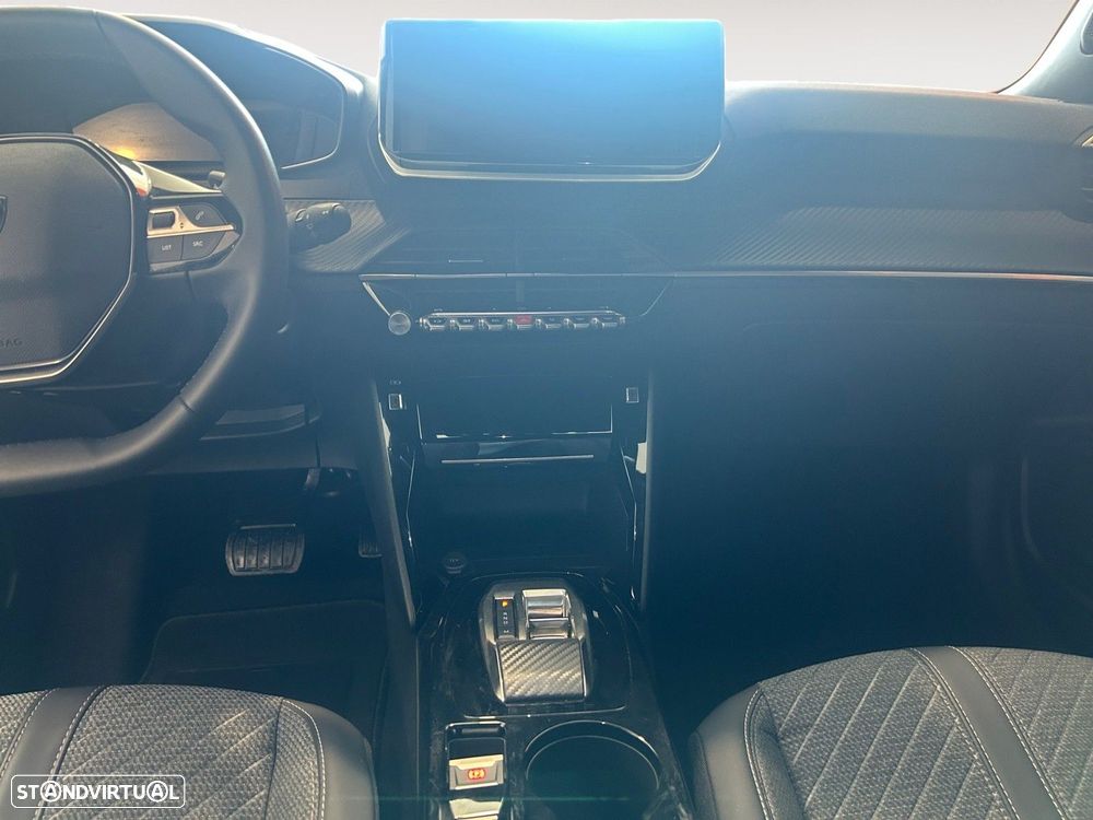 Peugeot 2008 1.2 Hybrid Allure e-DCS6 - 11