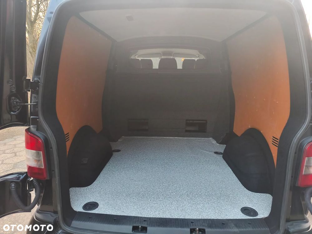 Volkswagen Transporter - 39