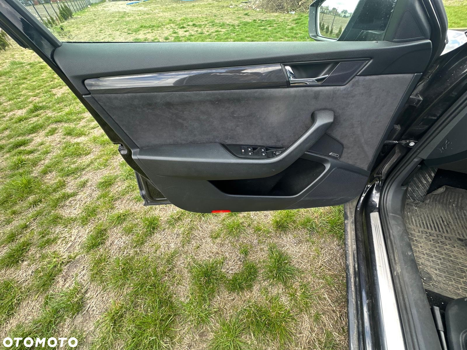 Skoda Superb 2.0 TSI 4x4 DSG Sportline - 13