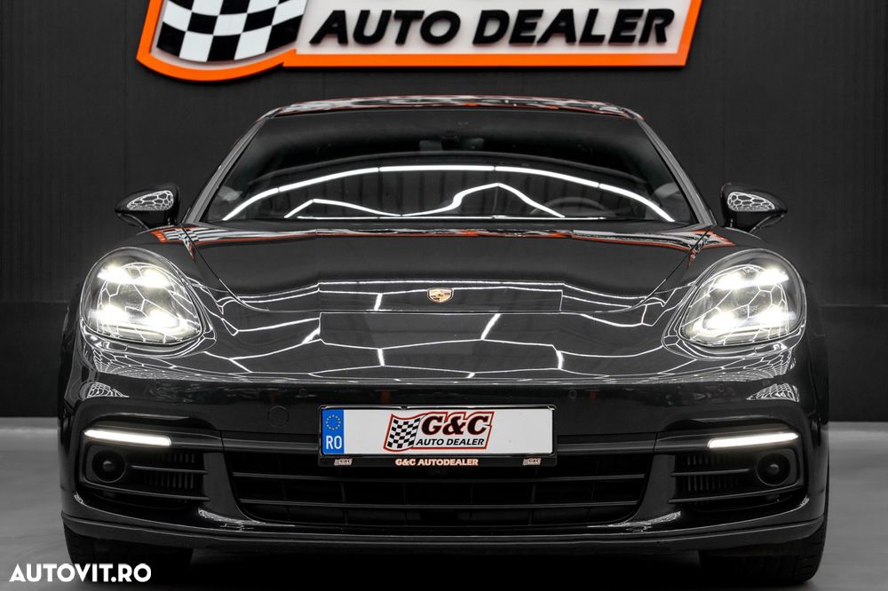 Porsche Panamera 4 E-Hybrid - 25