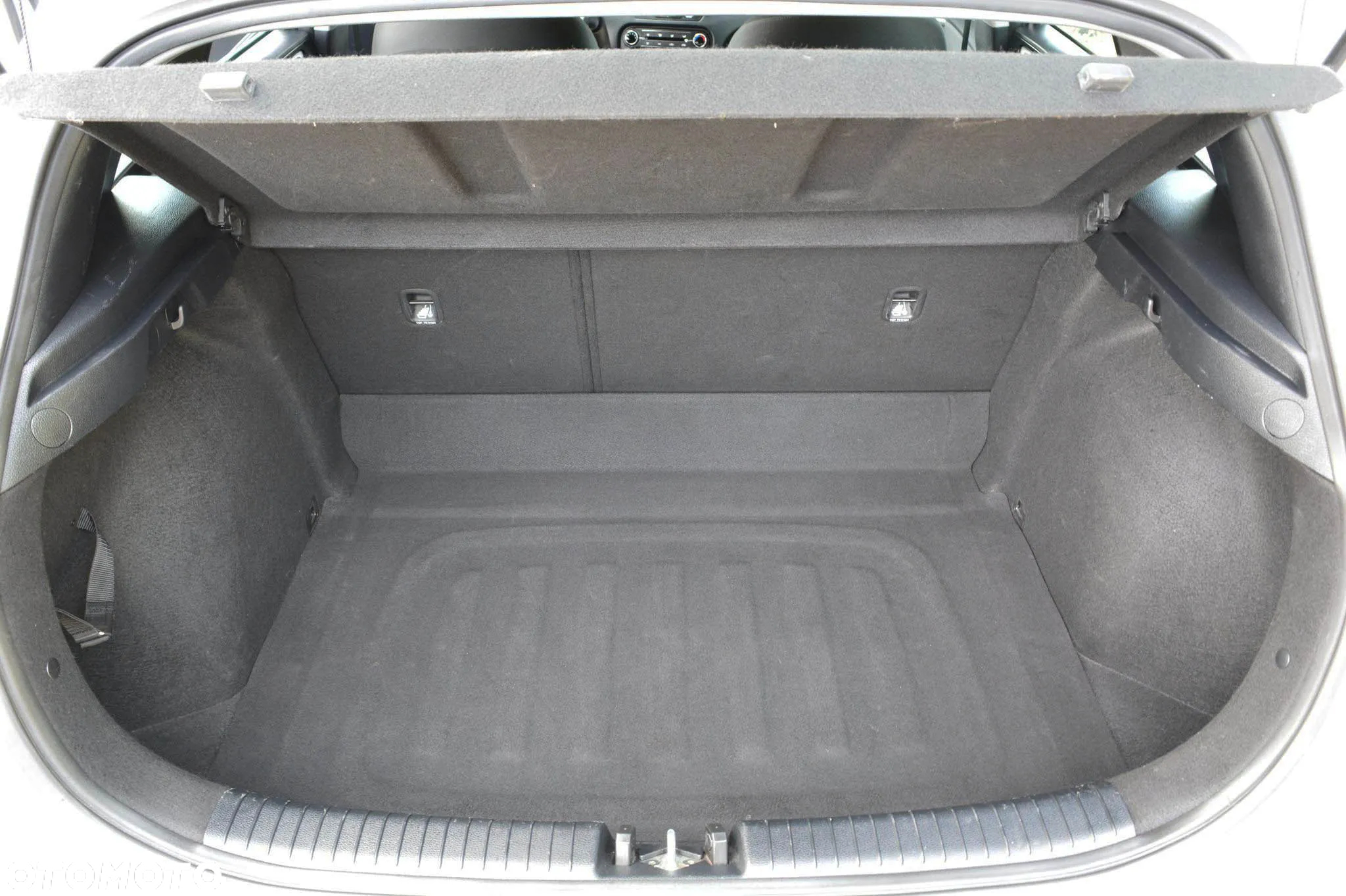Kia Ceed 1.4 S - 25