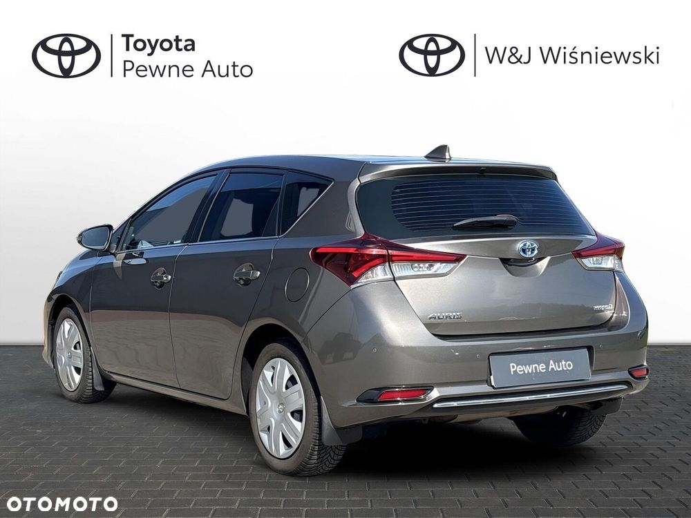 Toyota Auris Hybrid 135 Premium - 28