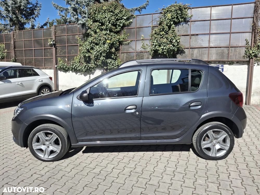 Dacia Sandero Stepway TCe 90 MT6 Comfort - 18