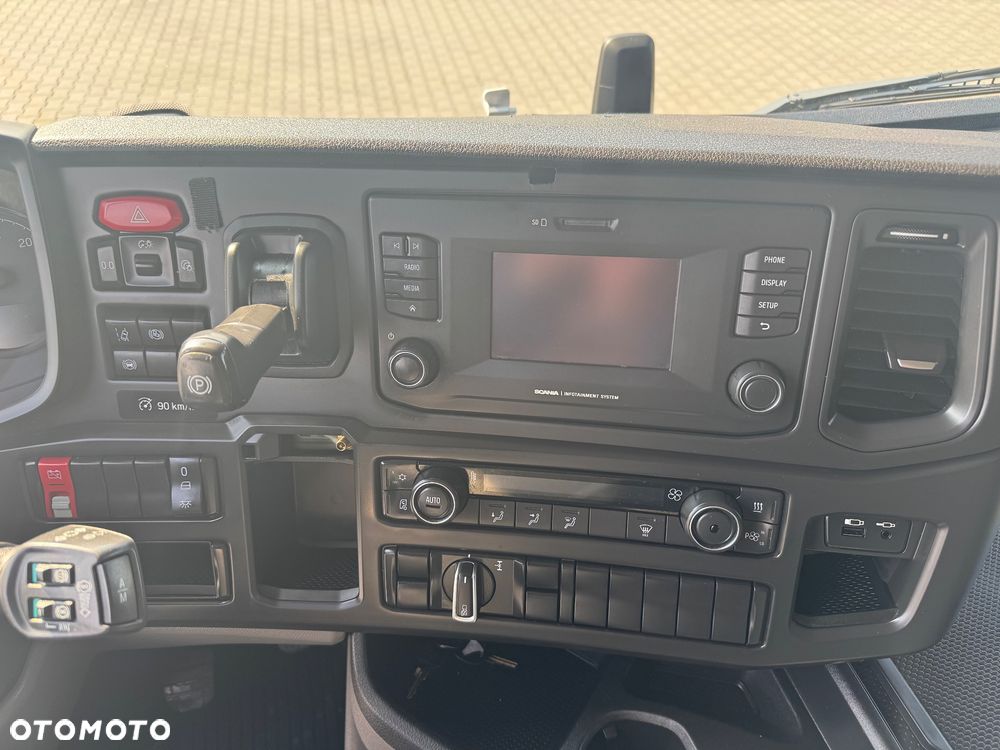 Scania G410 G 410 RETARDER KONTRAKT z kurierki - 26