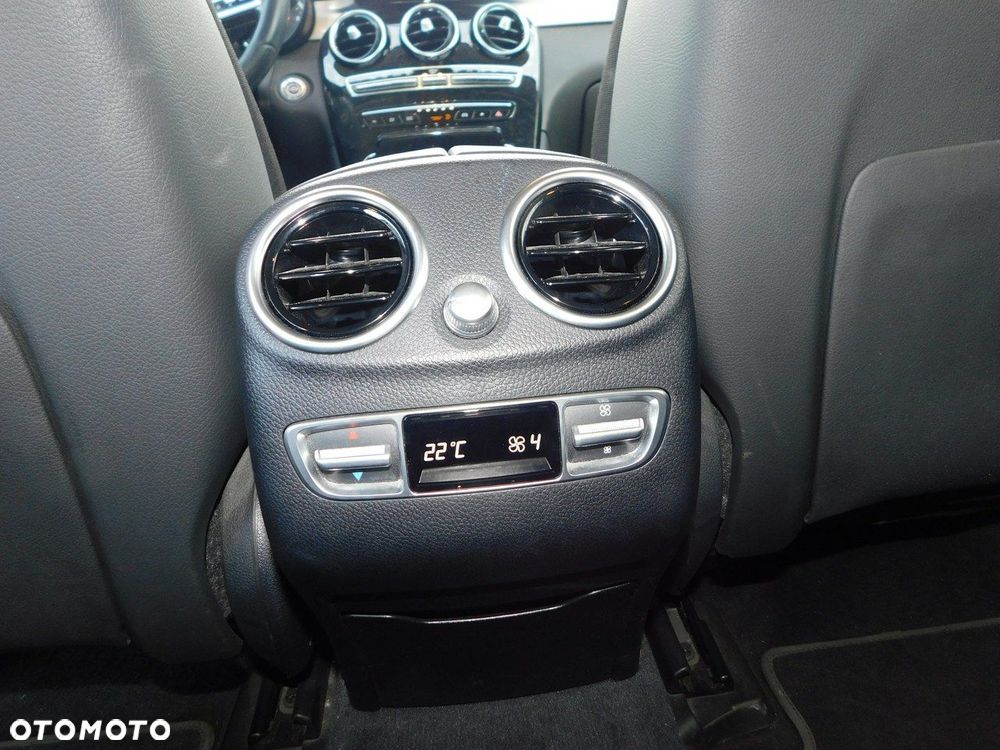 Mercedes-Benz GLC 200 d Business Edition - 12