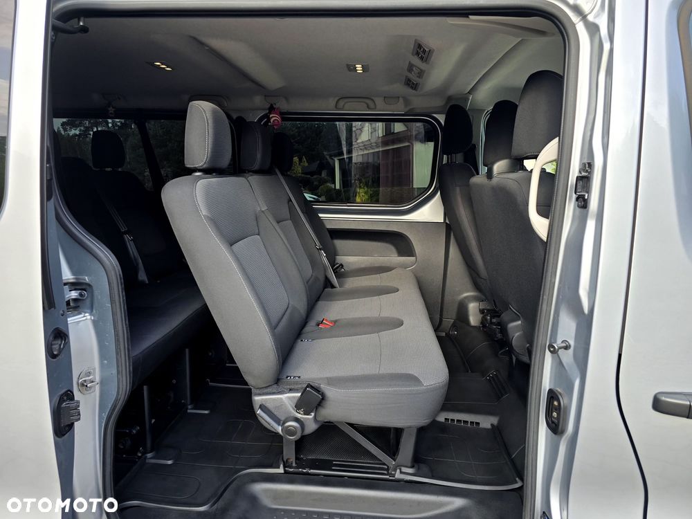Renault Trafic - 12