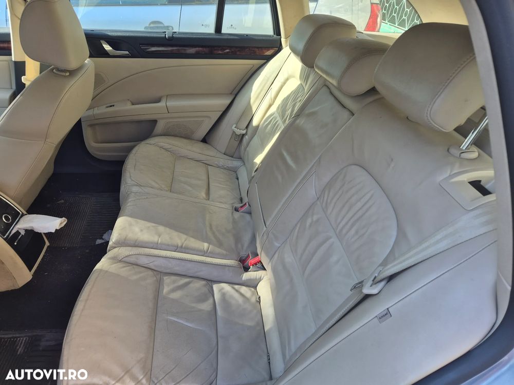 Skoda Superb 2.0 TSI Elegance DSG - 6