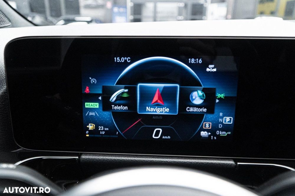 Mercedes-Benz GLA 250 e - 39