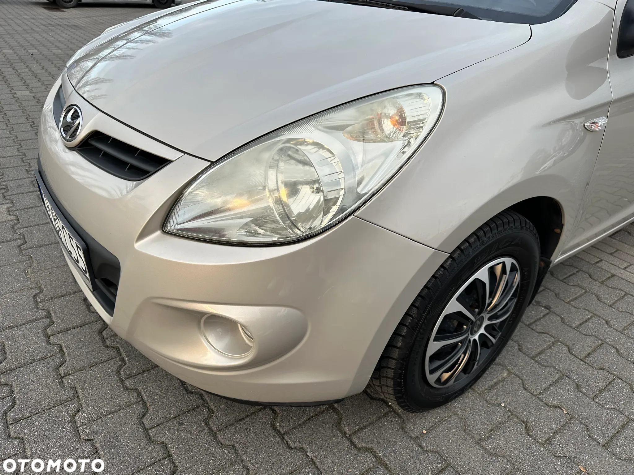 Hyundai i20 - 23