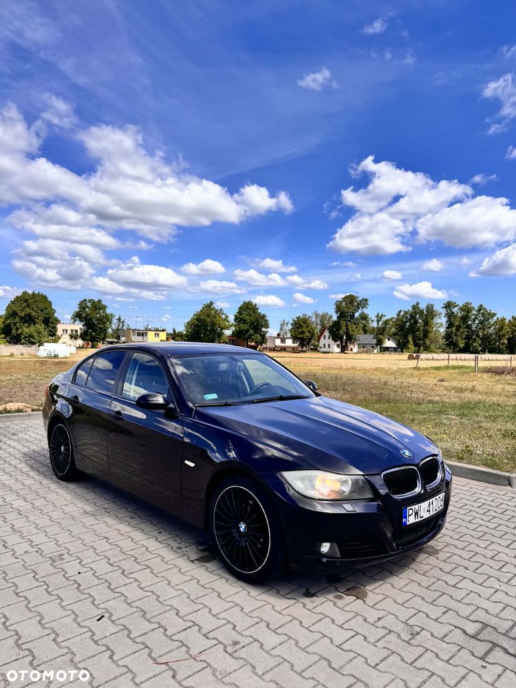 BMW Seria 3 318i - 2