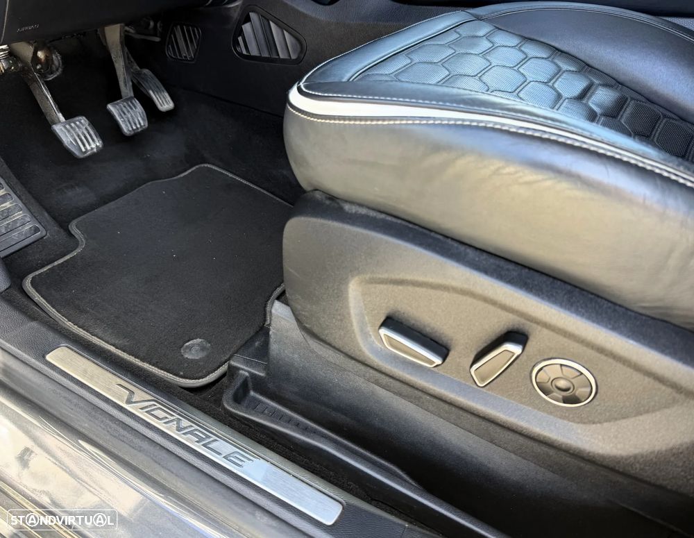Ford S-Max 2.0 TDCi Vignale - 31