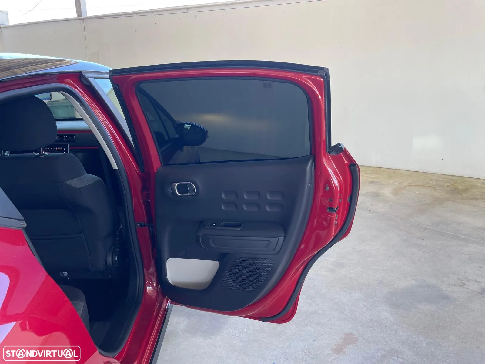 Citroën C3 1.2 PureTech Shine - 27