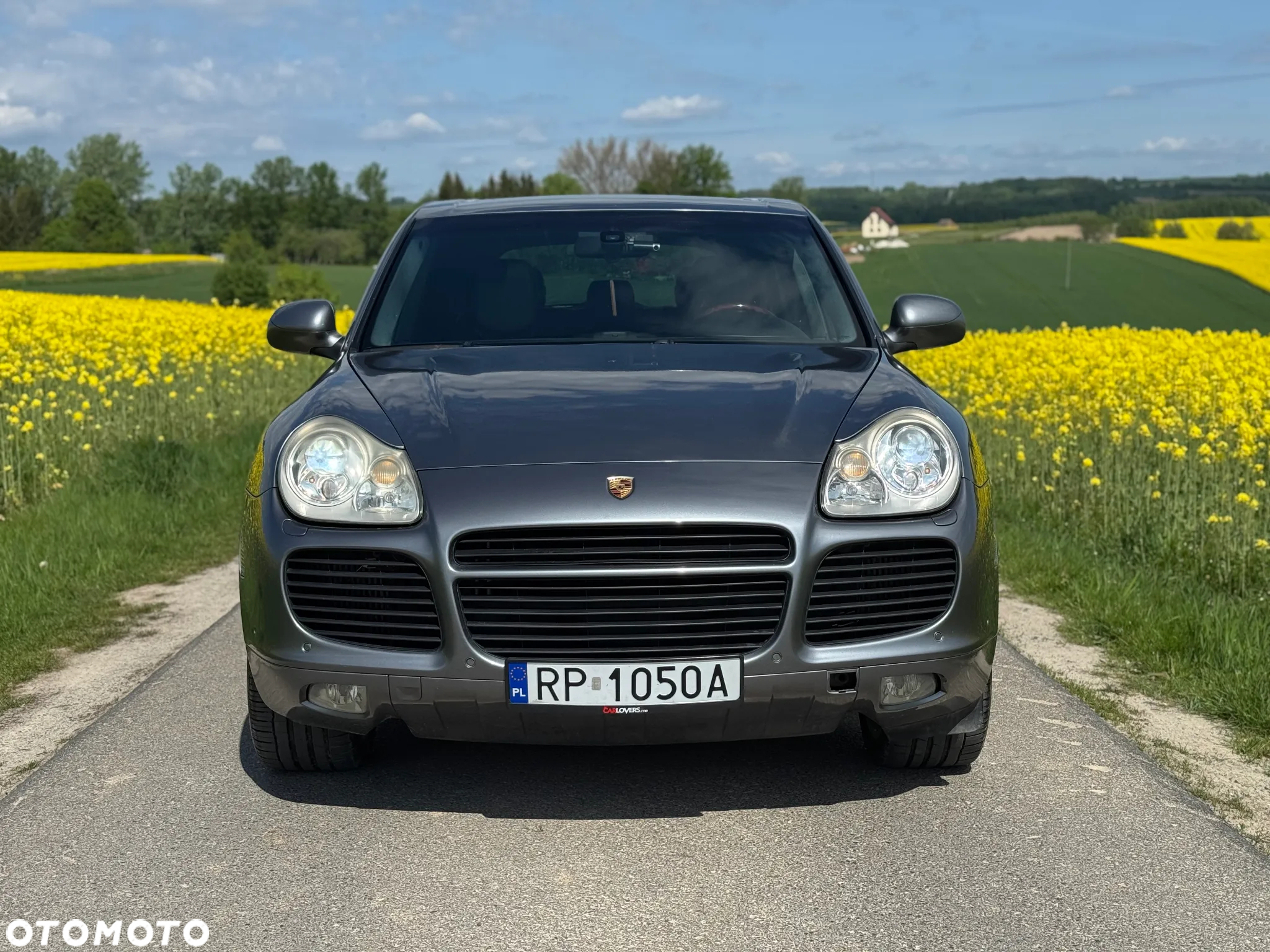 Porsche Cayenne Turbo - 2