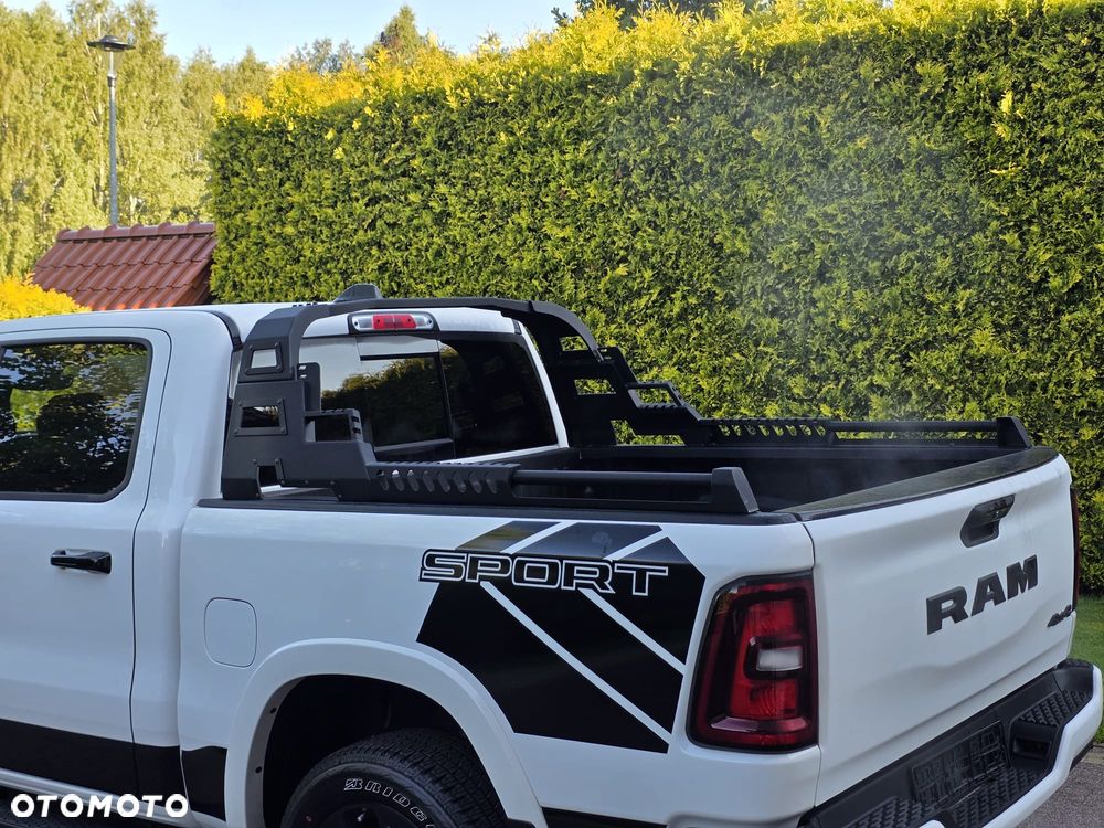 Dodge RAM - 4