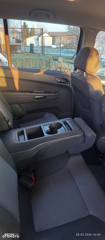 Opel Zafira 1.8 Family - 15