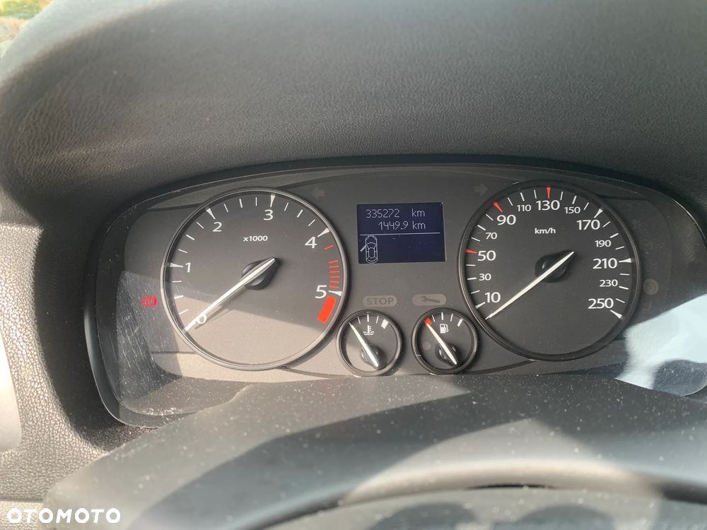 Renault Laguna 1.5 dCi Authentique - 10
