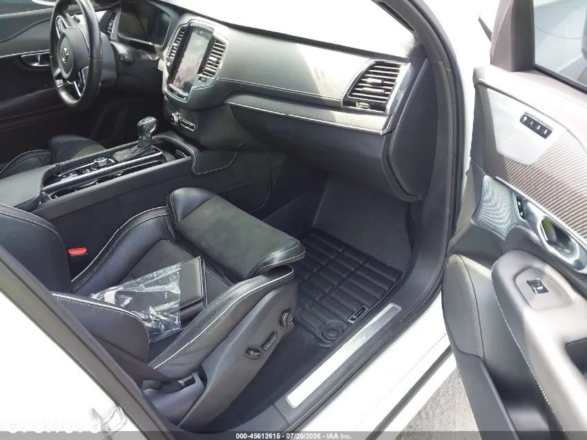 Volvo XC 90 T5 AWD Geartronic RDesign - 6