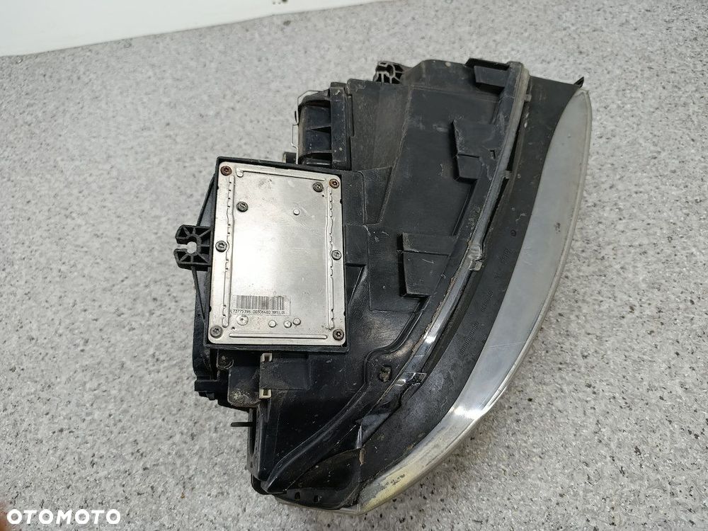 LAMPA PRZÓD LEWA XENON AUDI A4 B6 8E0941003C 8E0990007C 89305770  VALEO - 10