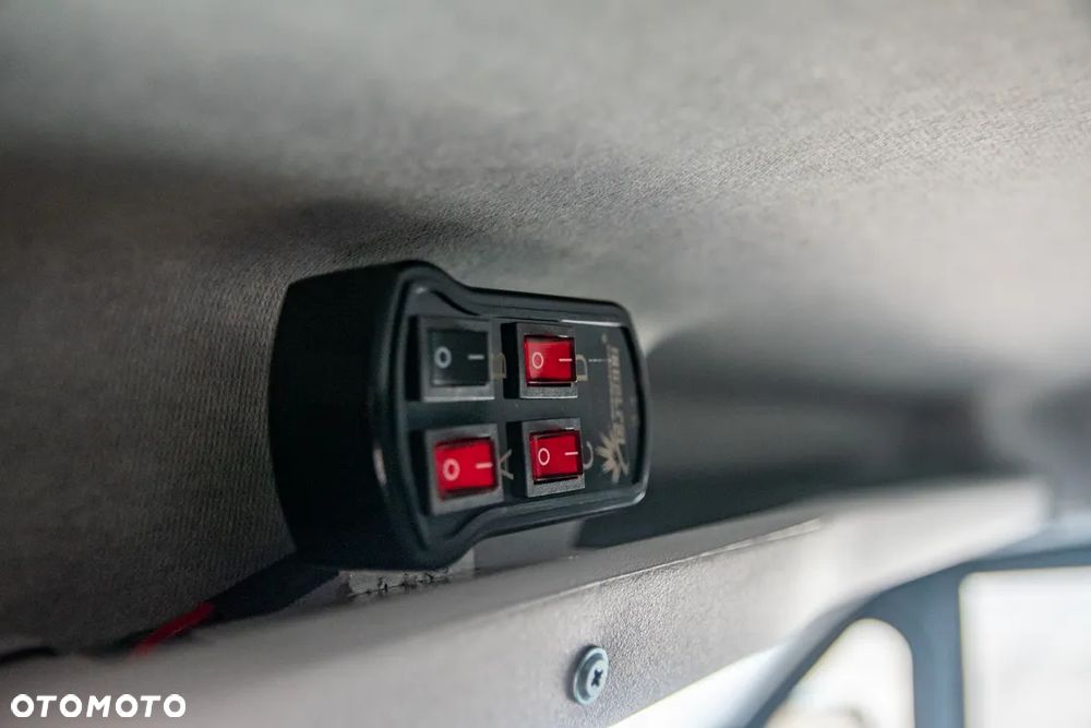 Iveco Daily 70C18HA8/P Hi-Matic Autolaweta Pomoc Drogowa 3.0 180KM - 39