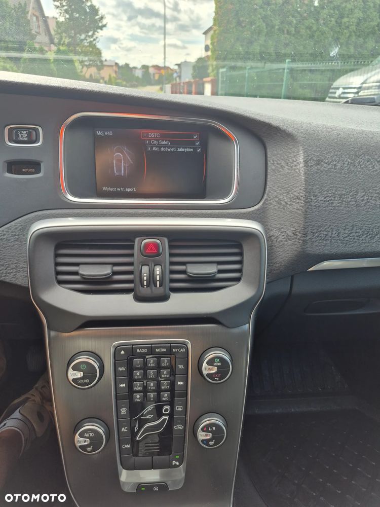 Volvo V40 D2 You - 15