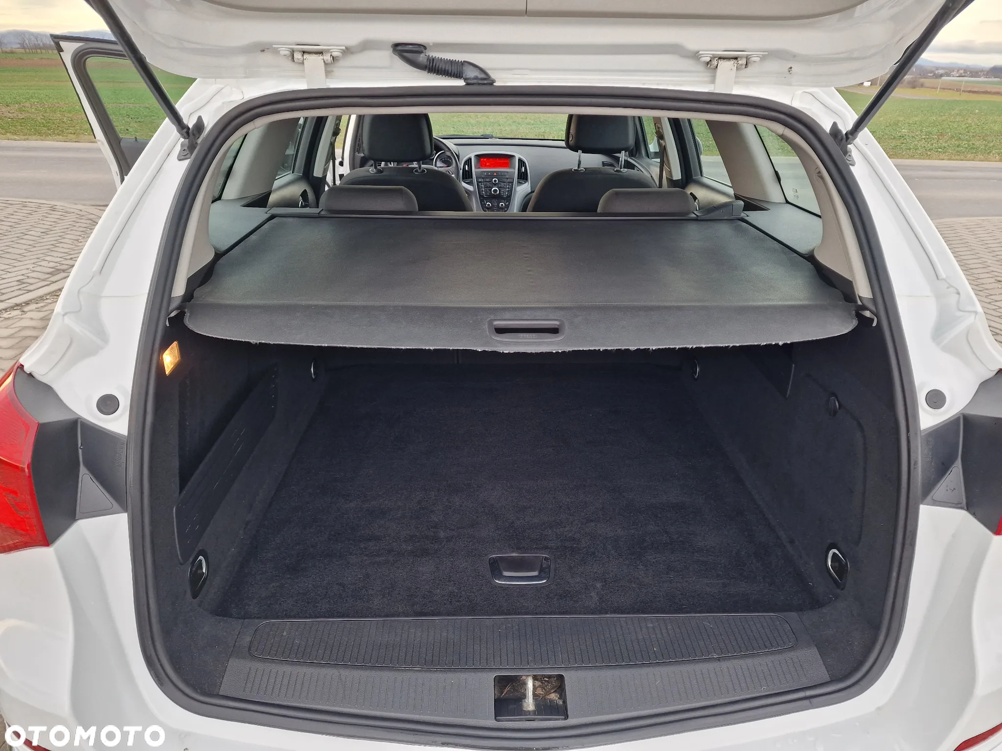 Opel Astra 1.6 D Start/Stop Sports Tourer Business - 22