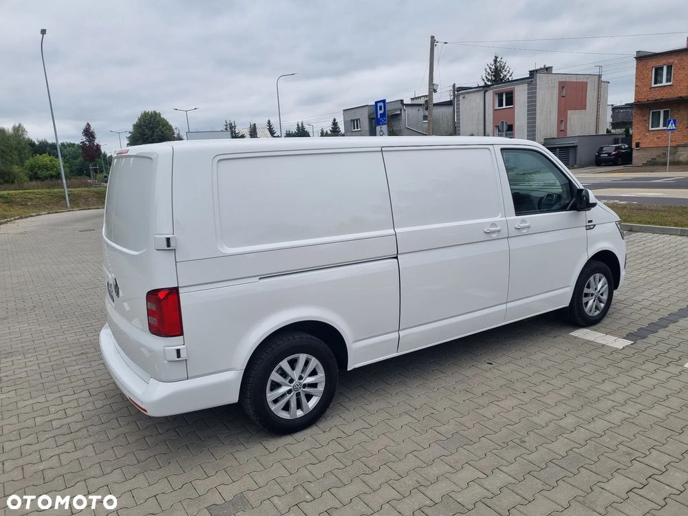 Volkswagen Transporter - 28