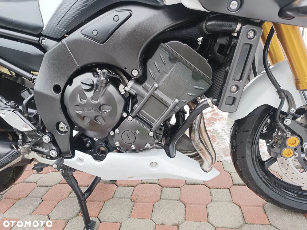 Yamaha FZ8 - 22