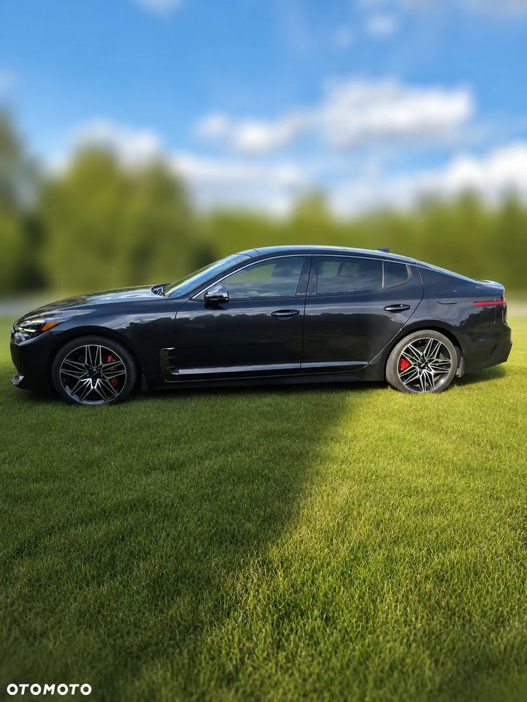 Kia Stinger 3.3 T-GDI V6 GT AWD - 2