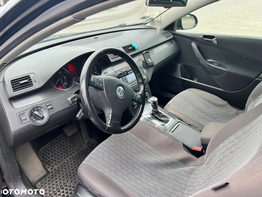Volkswagen Passat Variant - 10