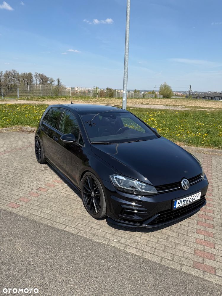 Volkswagen Golf R 4Motion (BlueMotion Technology) DSG - 1