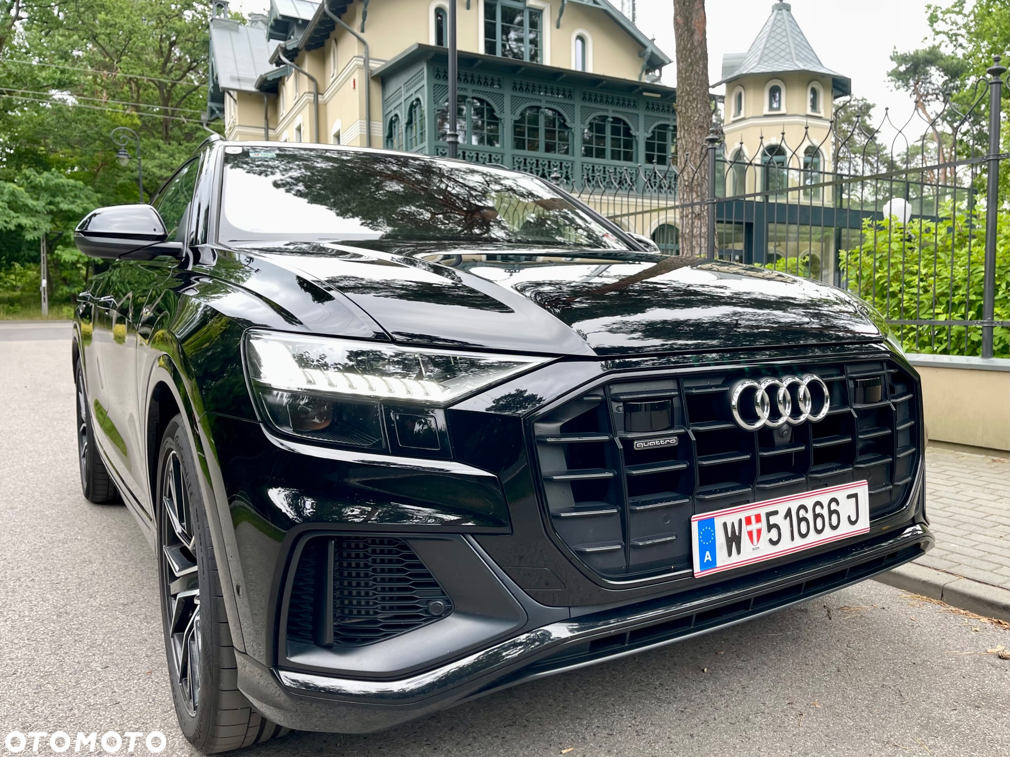 Audi Q8 55 TFSI mHEV Quattro Tiptronic - 2
