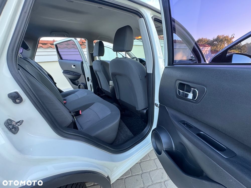 Nissan Qashqai - 30