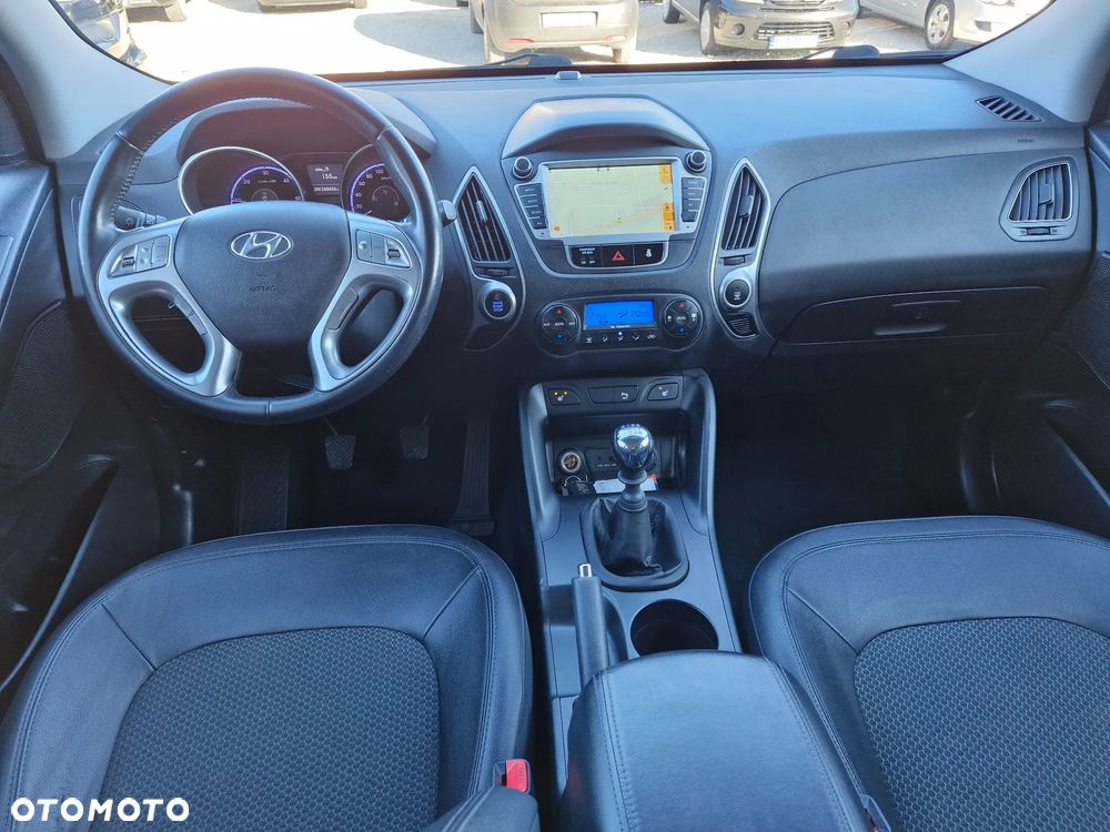 Hyundai ix35 1.7 CRDi 2WD Fifa World Cup Edition - 8