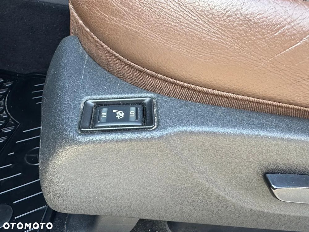 Mercedes-Benz Klasa X 250 d 4-Matic Power - 12