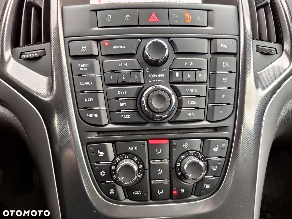 Opel Astra 1.4 Turbo Cosmo - 19