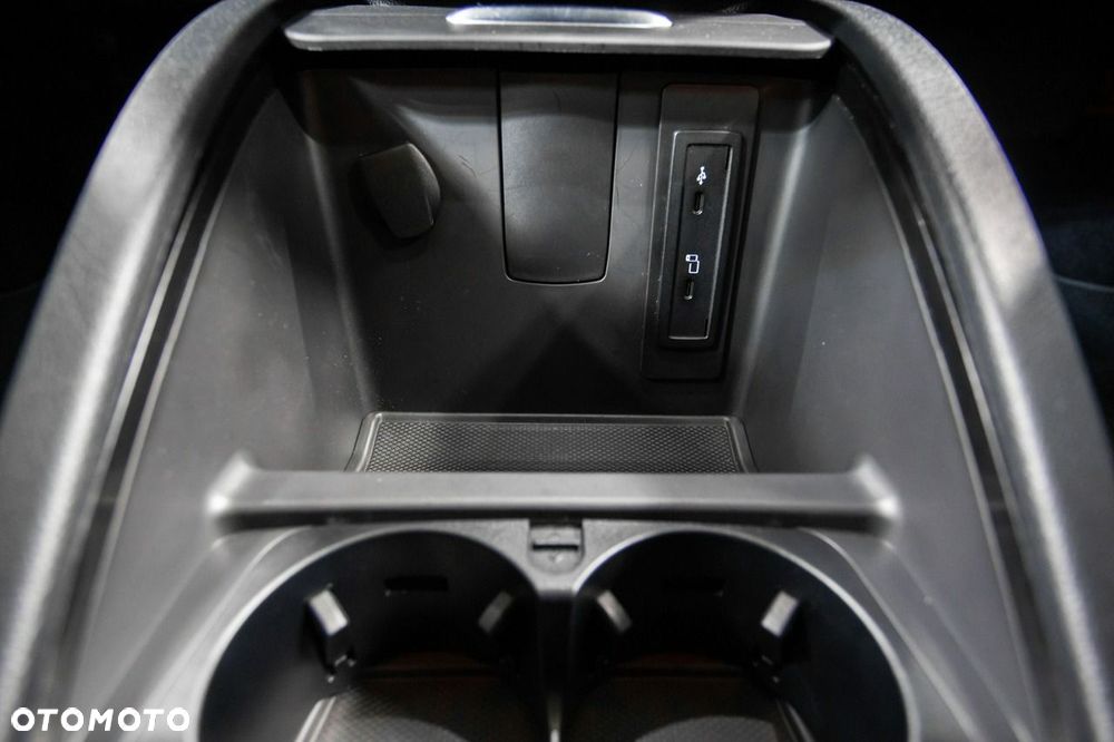 Mercedes-Benz Klasa V 300 d lang 9G-TRONIC Avantgarde - 35