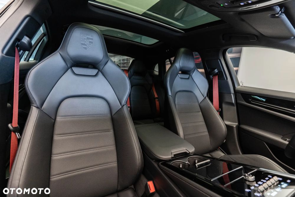 Porsche Panamera 4S E-Hybrid - 16
