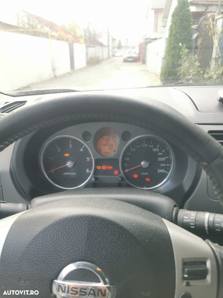 Nissan X-Trail 2.0 dCi 4x4 DPF Automatik SE - 13