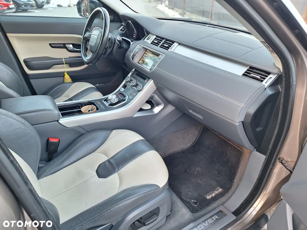 Land Rover Range Rover Evoque SD4 Black Dynamic - 11