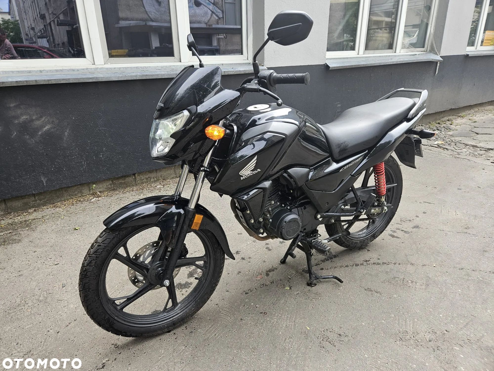 Honda CBF - 1