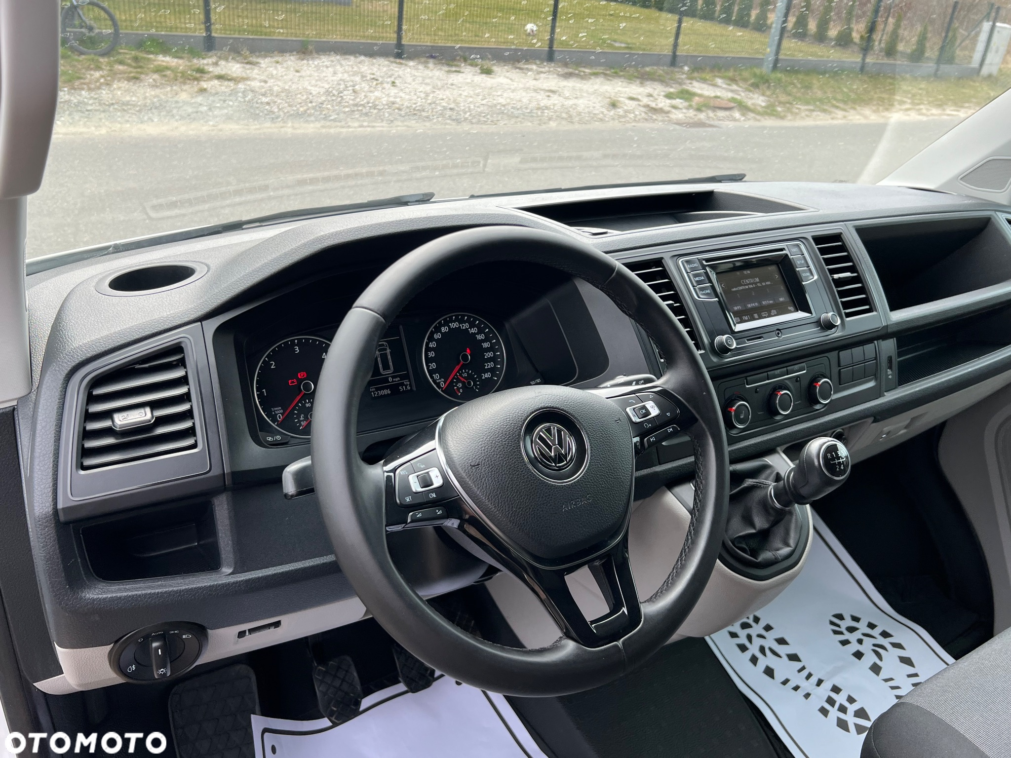 Volkswagen Transporter T6 - 30