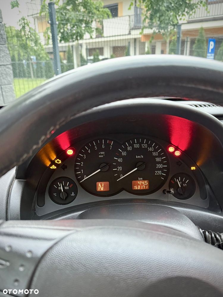 Opel Corsa - 20