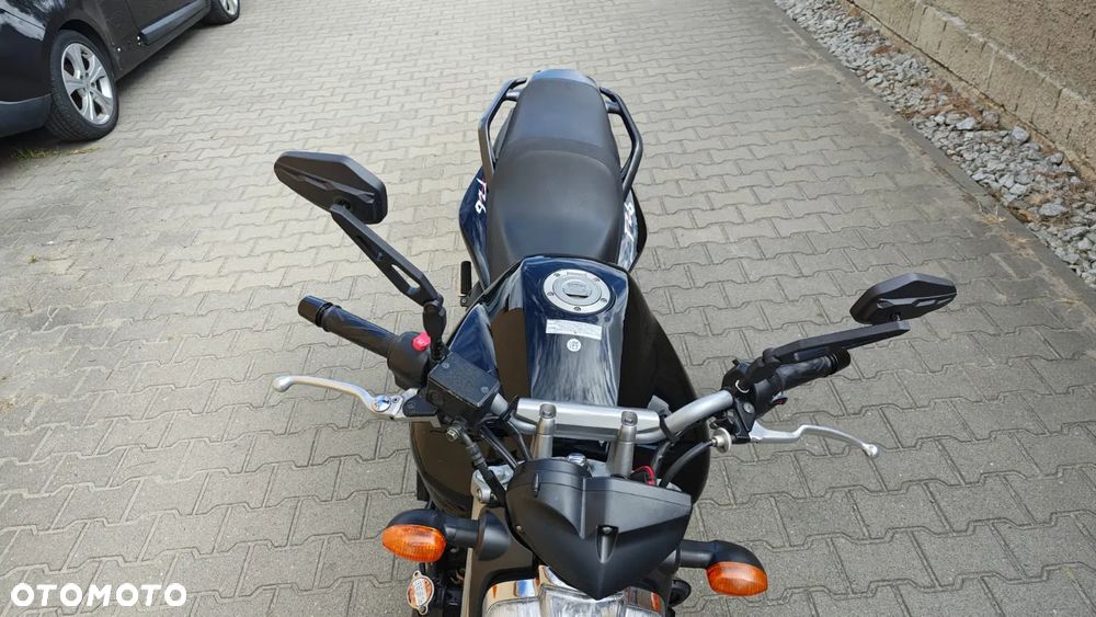 Yamaha FZ6 - 8