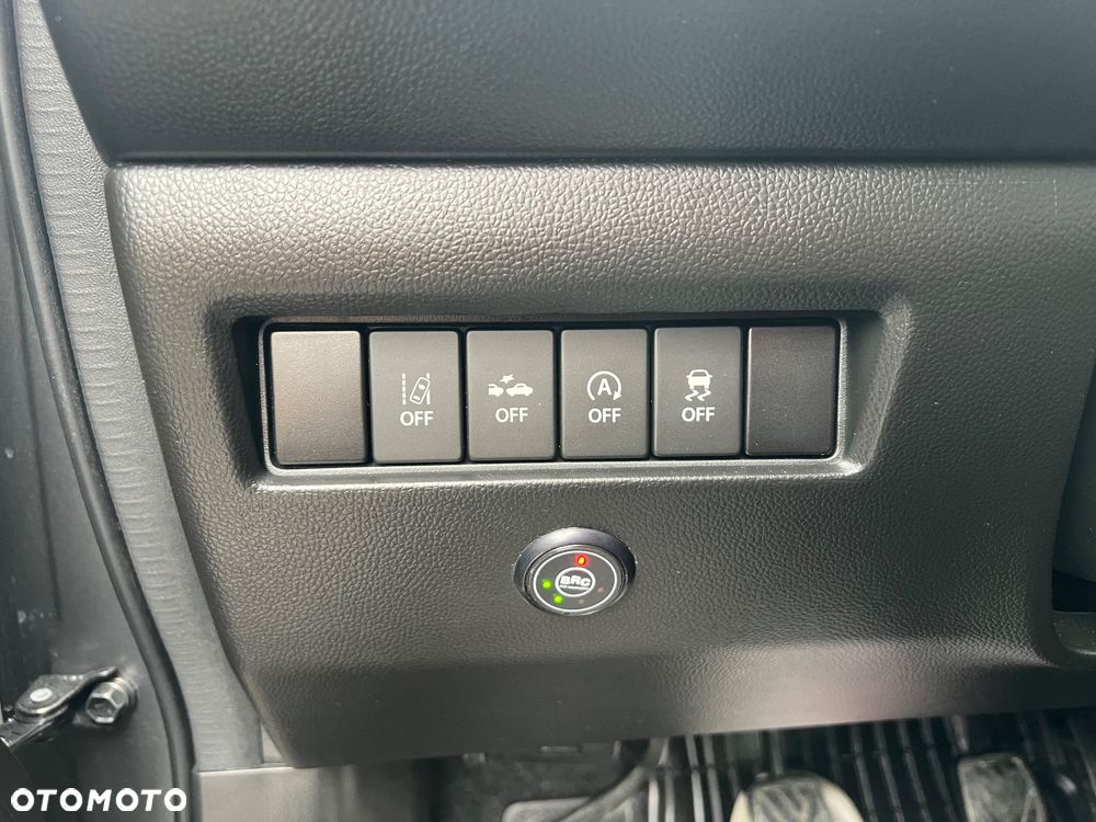 Suzuki Swift 1.2 Premium Plus - 24