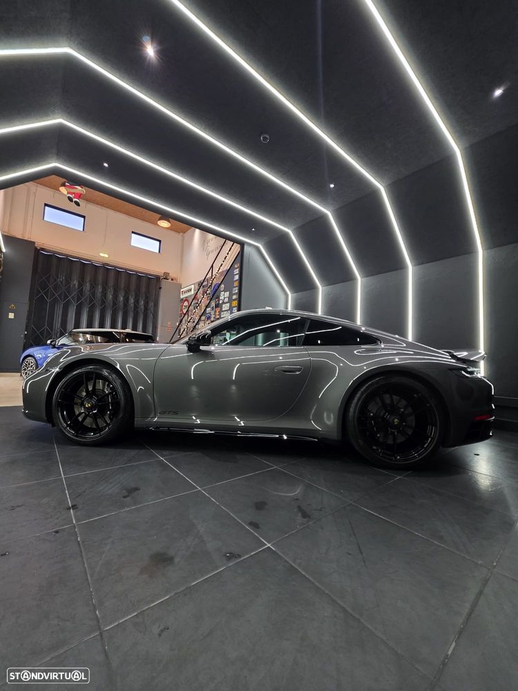 Porsche 911 (992) Carrera 4 GTS PDK - 8
