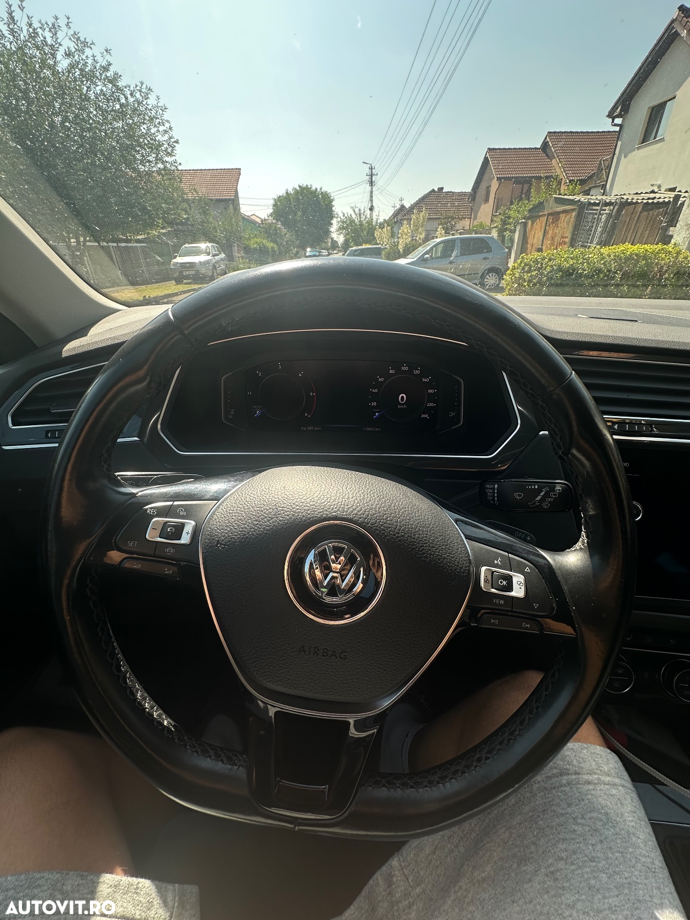 Volkswagen Tiguan 2.0 TDI 4Mot DSG Highline - 9