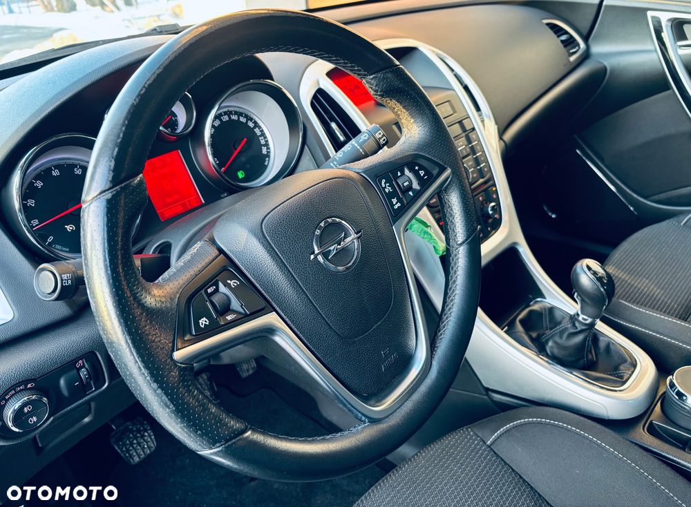 Opel Astra - 25
