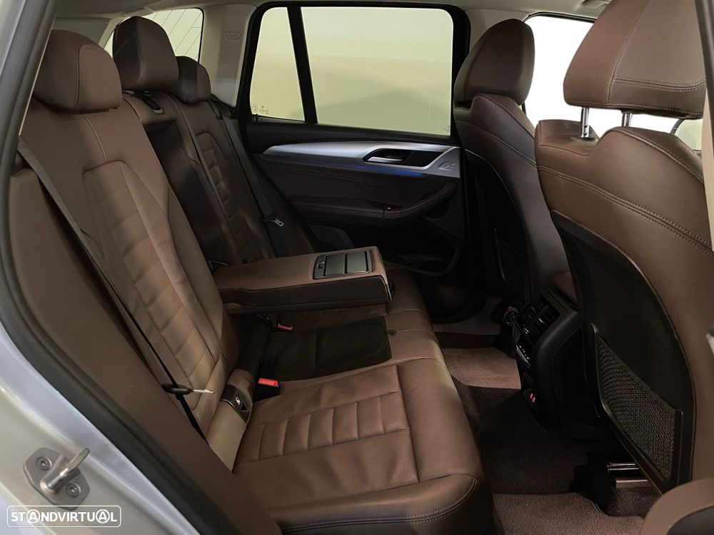 BMW X3 30 e xDrive - 18