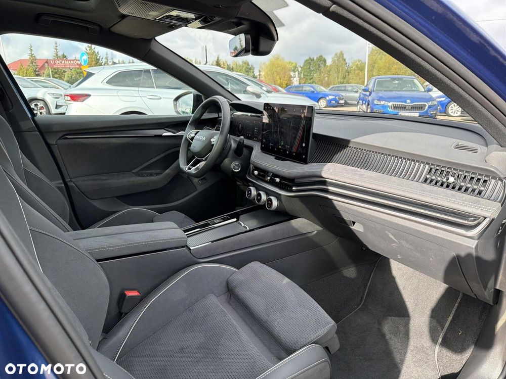 Skoda Superb 2.0 TDI SCR 4x4 Sportline DSG - 15